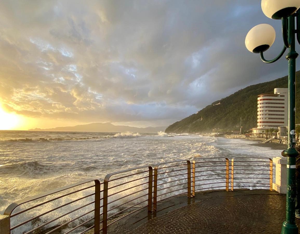 Lungomare Portoturistico Bed & Breakfast Chiavari Exterior photo